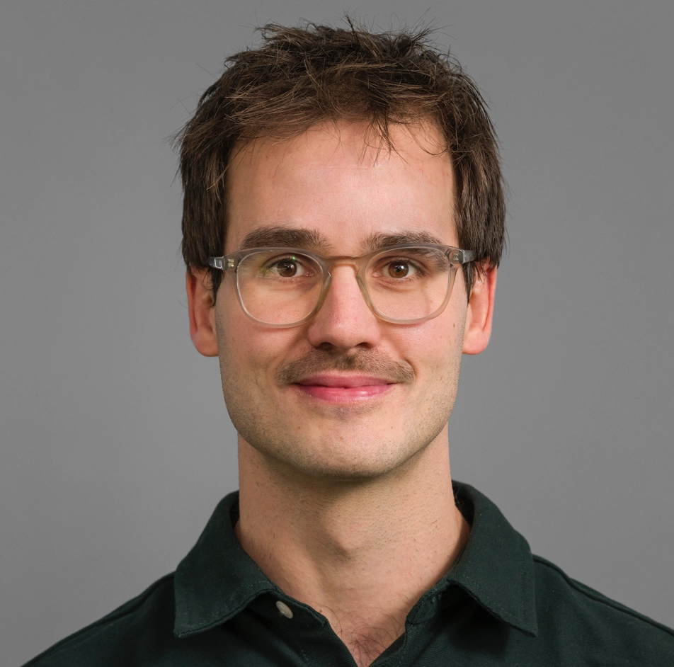 Dr. Michiel STAPPER
